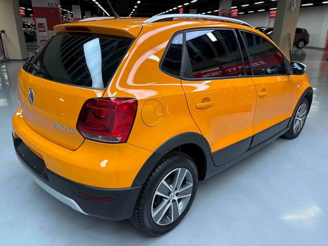 Volkswagen Polo 2012 thumb 5