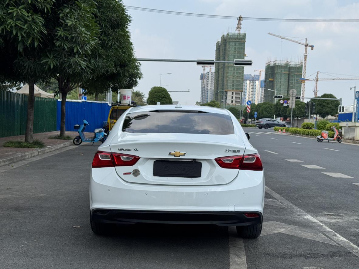 Chevrolet Malibu 2018 thumb 3
