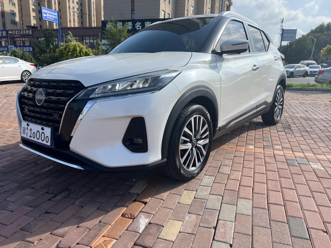 Nissan Kicks 2023 thumb 9