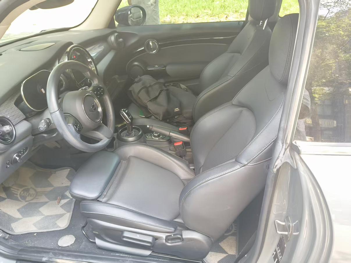 Mini Hatch 2022 thumb 6