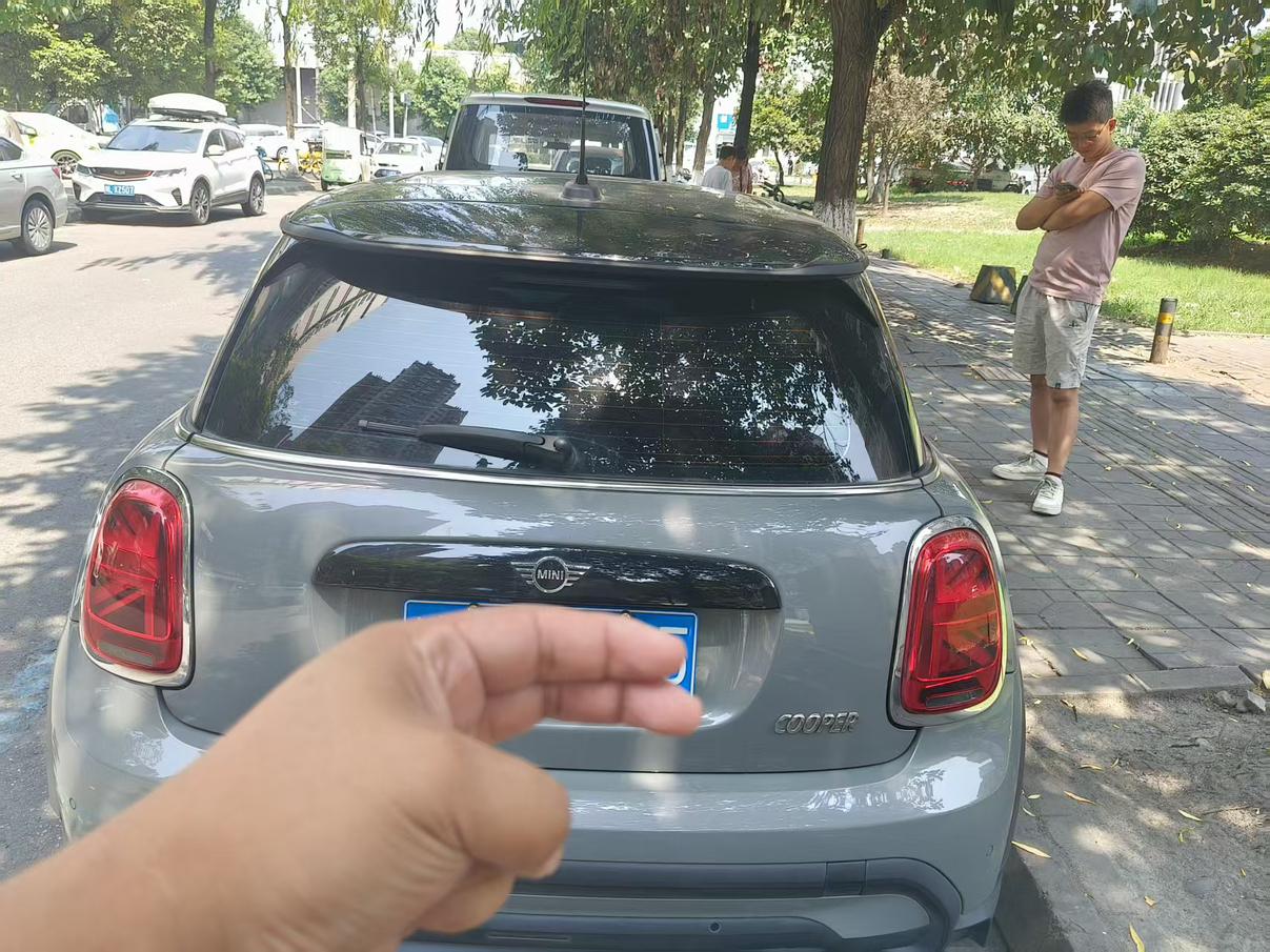 Mini Hatch 2022 thumb 11