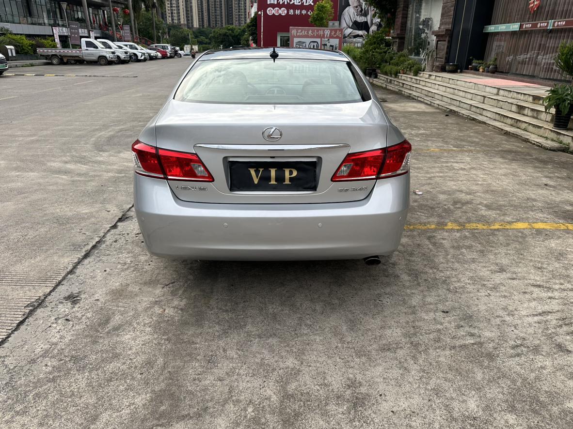 Lexus ES 2010 thumb 4
