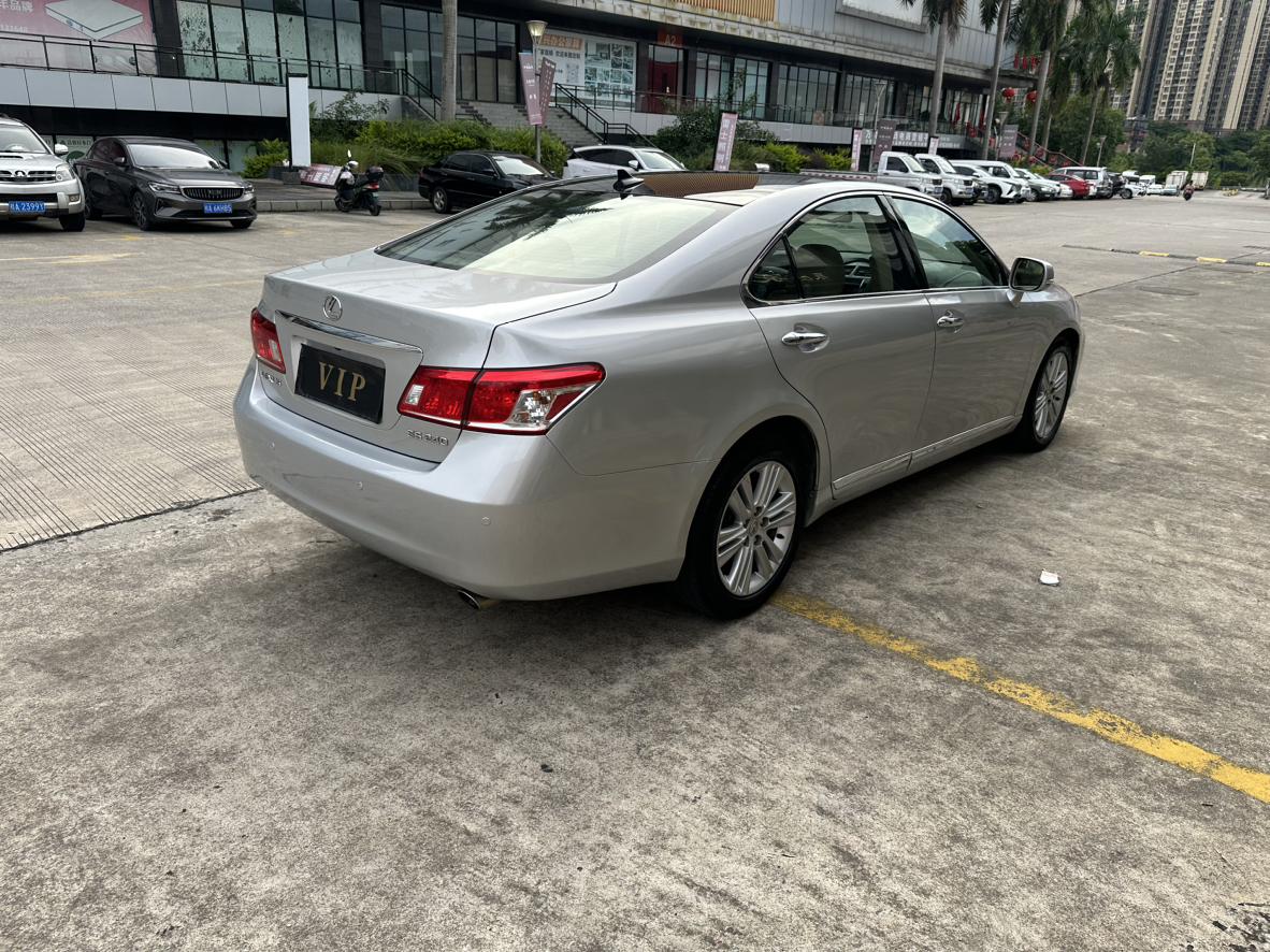 Lexus ES 2010 thumb 5