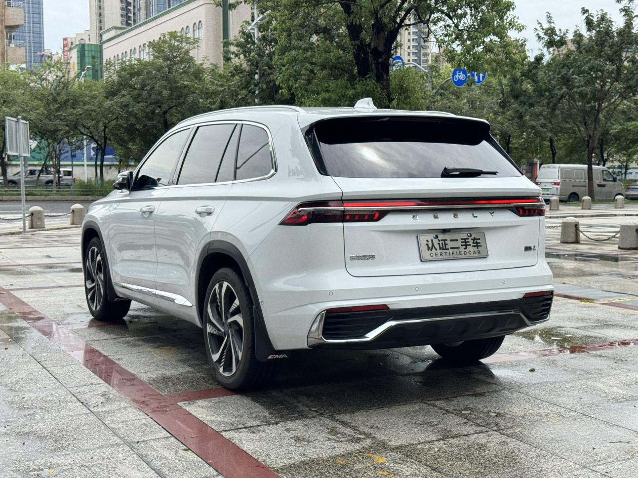 Geely Xingyue L 2021 thumb 3