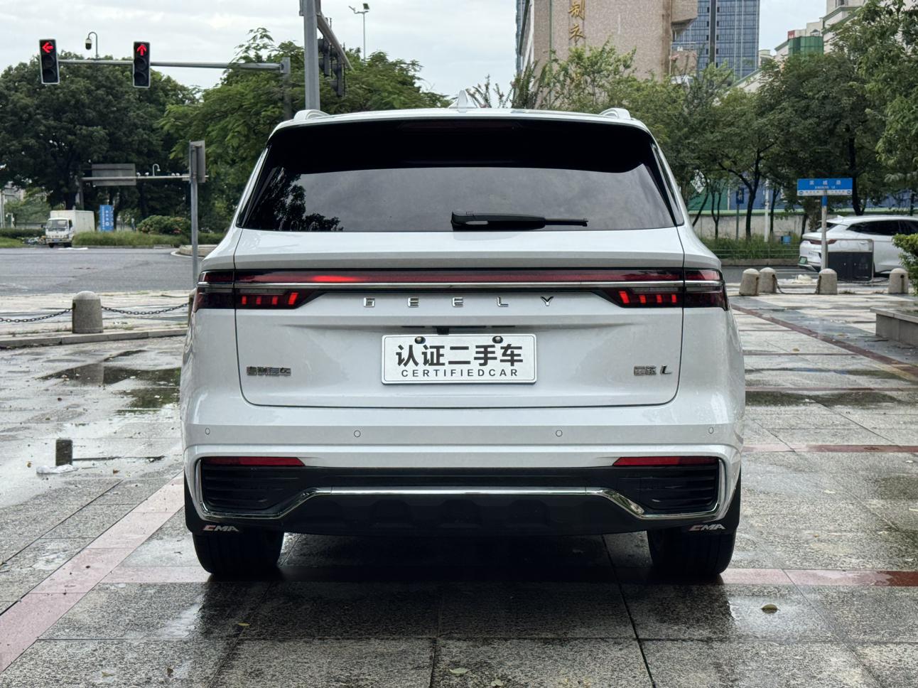 Geely Xingyue L 2021 thumb 4