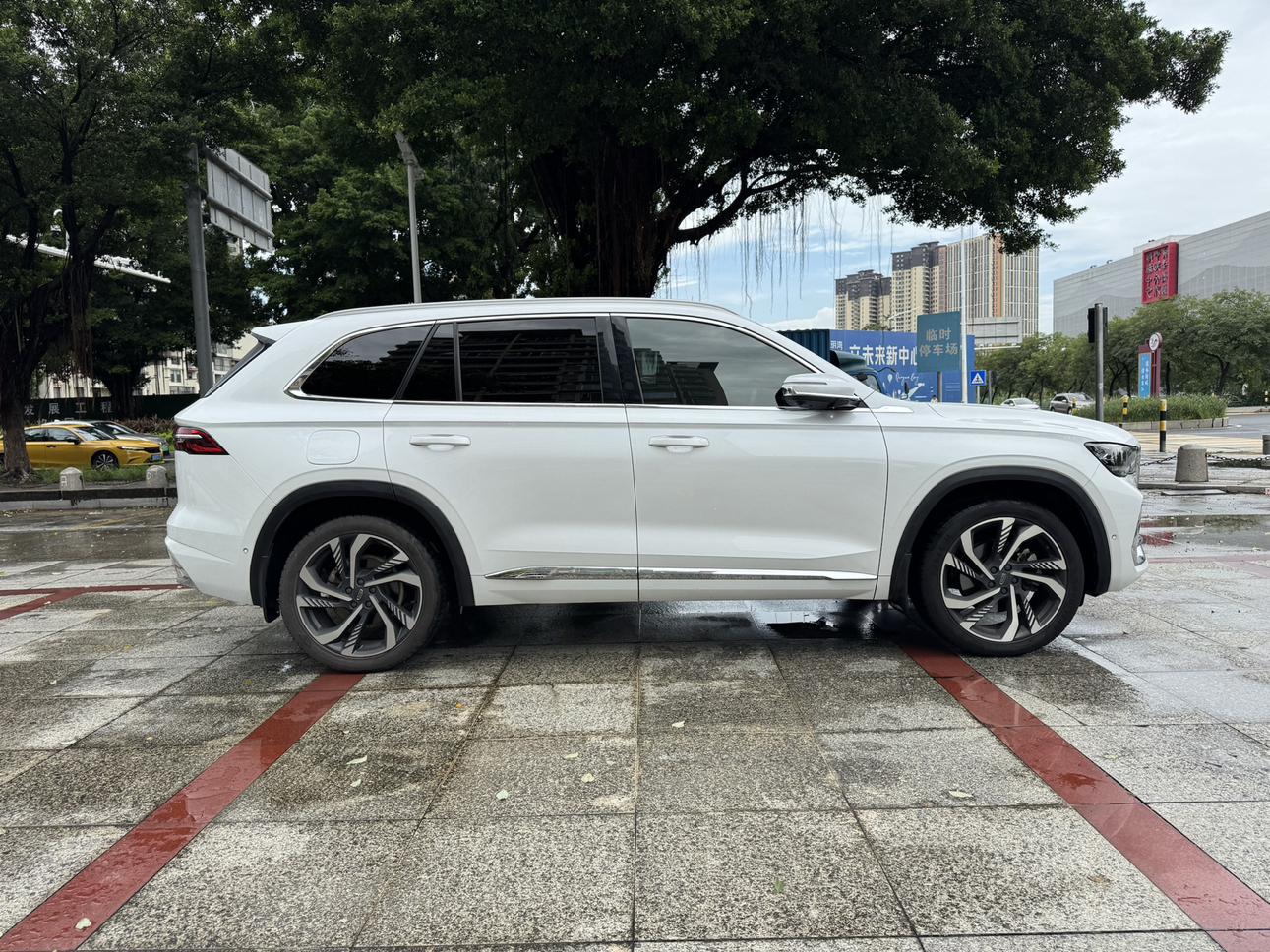 Geely Xingyue L 2021 thumb 6