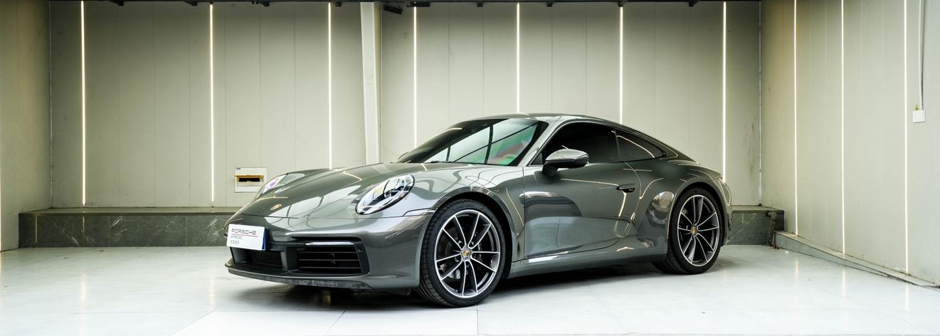 Porsche 911 2022 thumb 4