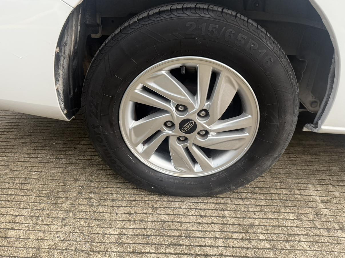 JAC Refine M4 2019 thumb 6