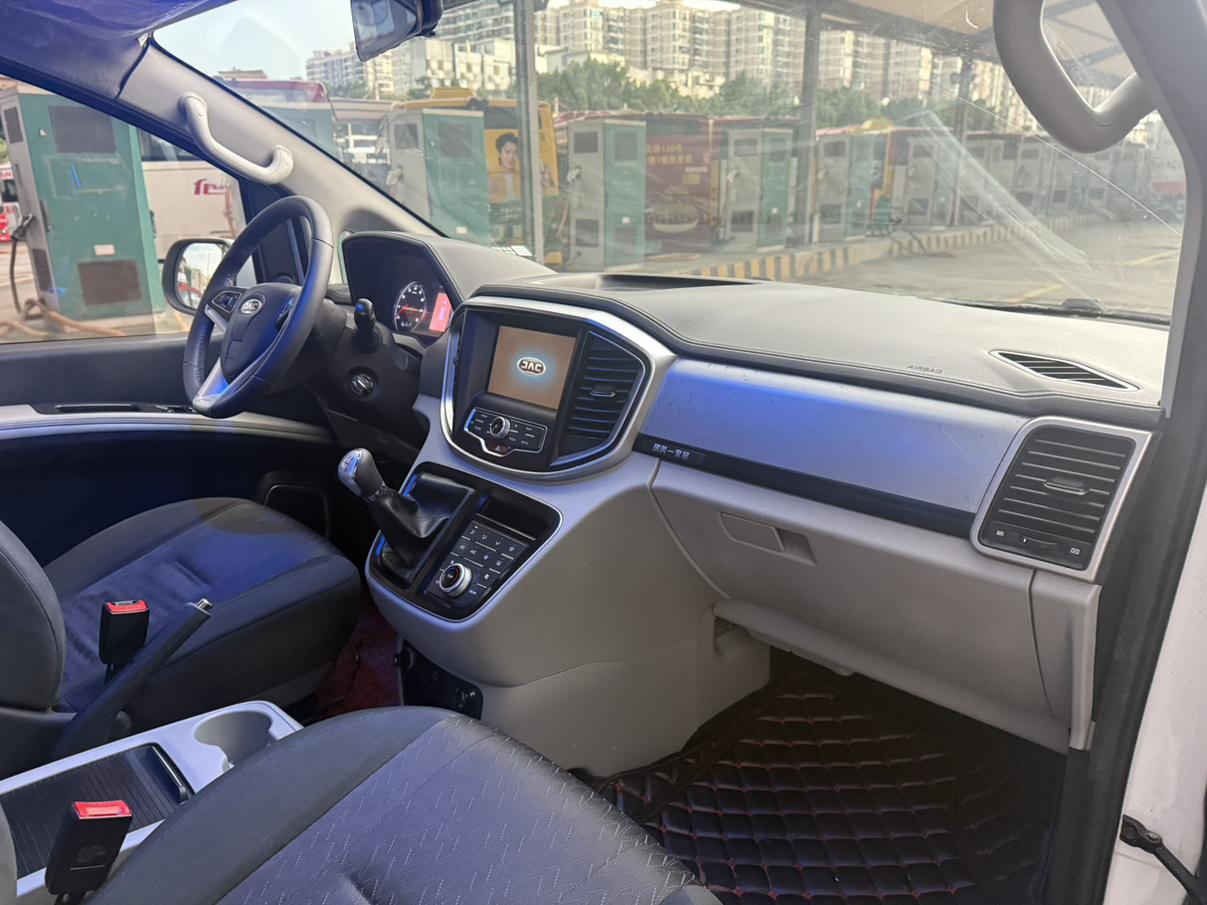 JAC Refine M4 2019 thumb 8