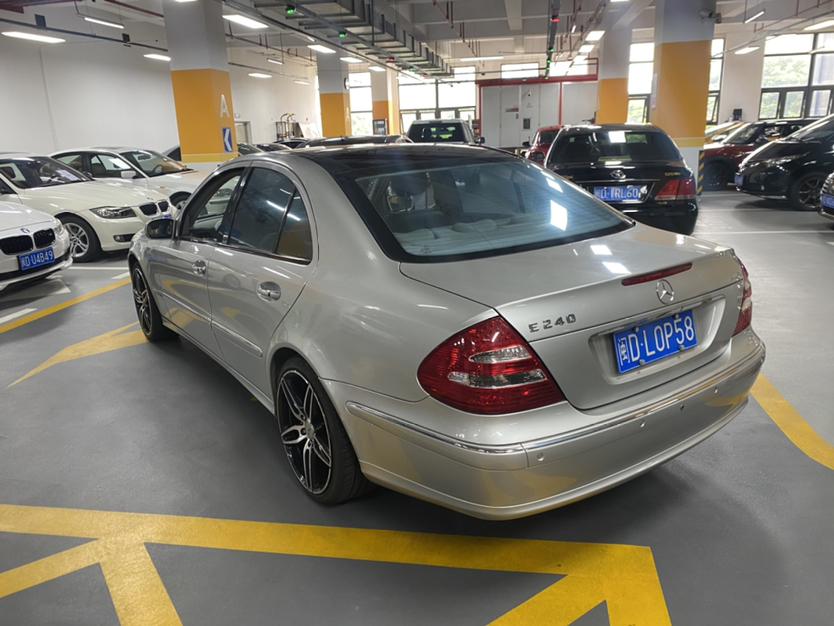 Mercedes-Benz E-Класс 2004 thumb 3