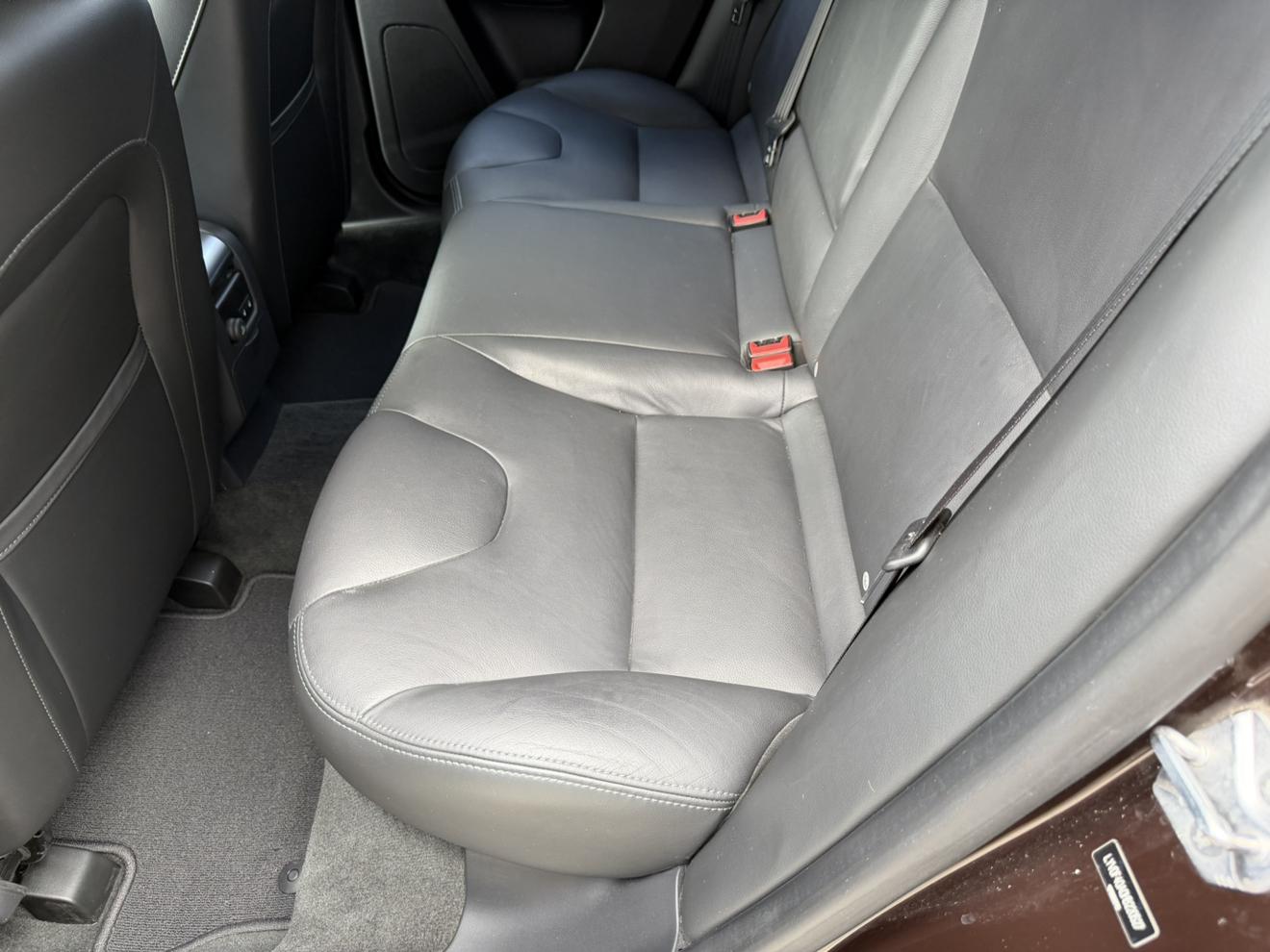 Volvo XC60 2017 thumb 10