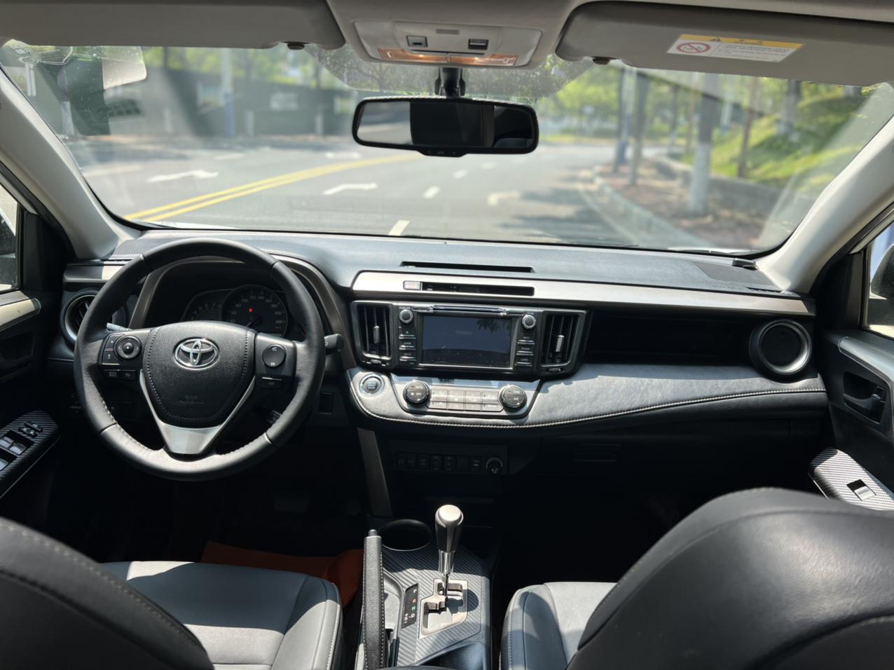 Toyota RAV4 2013 thumb 11