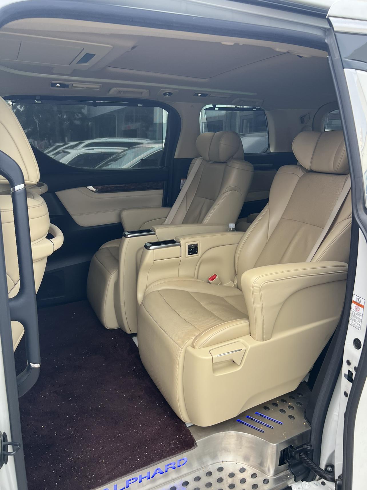 Toyota Alphard 2020 thumb 11
