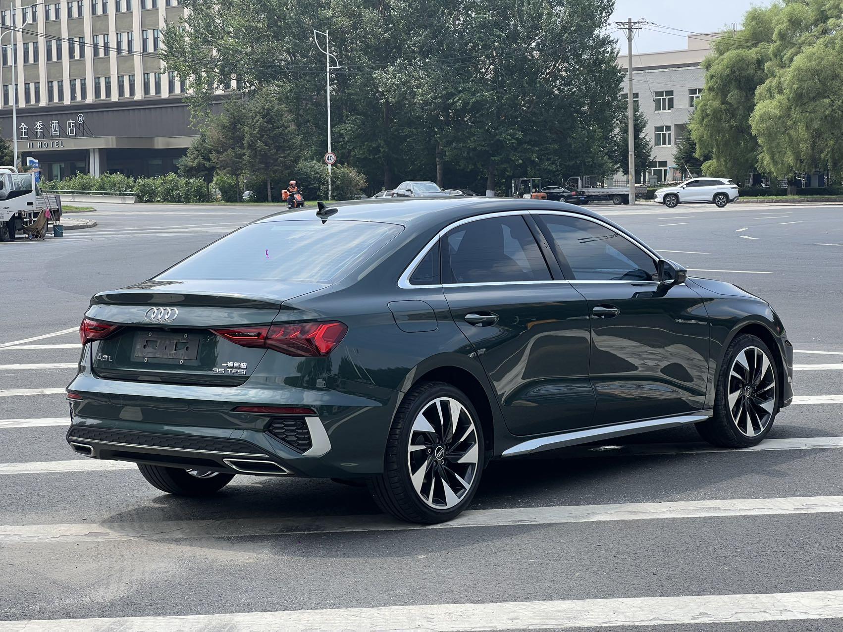 Audi A3 2022 thumb 4