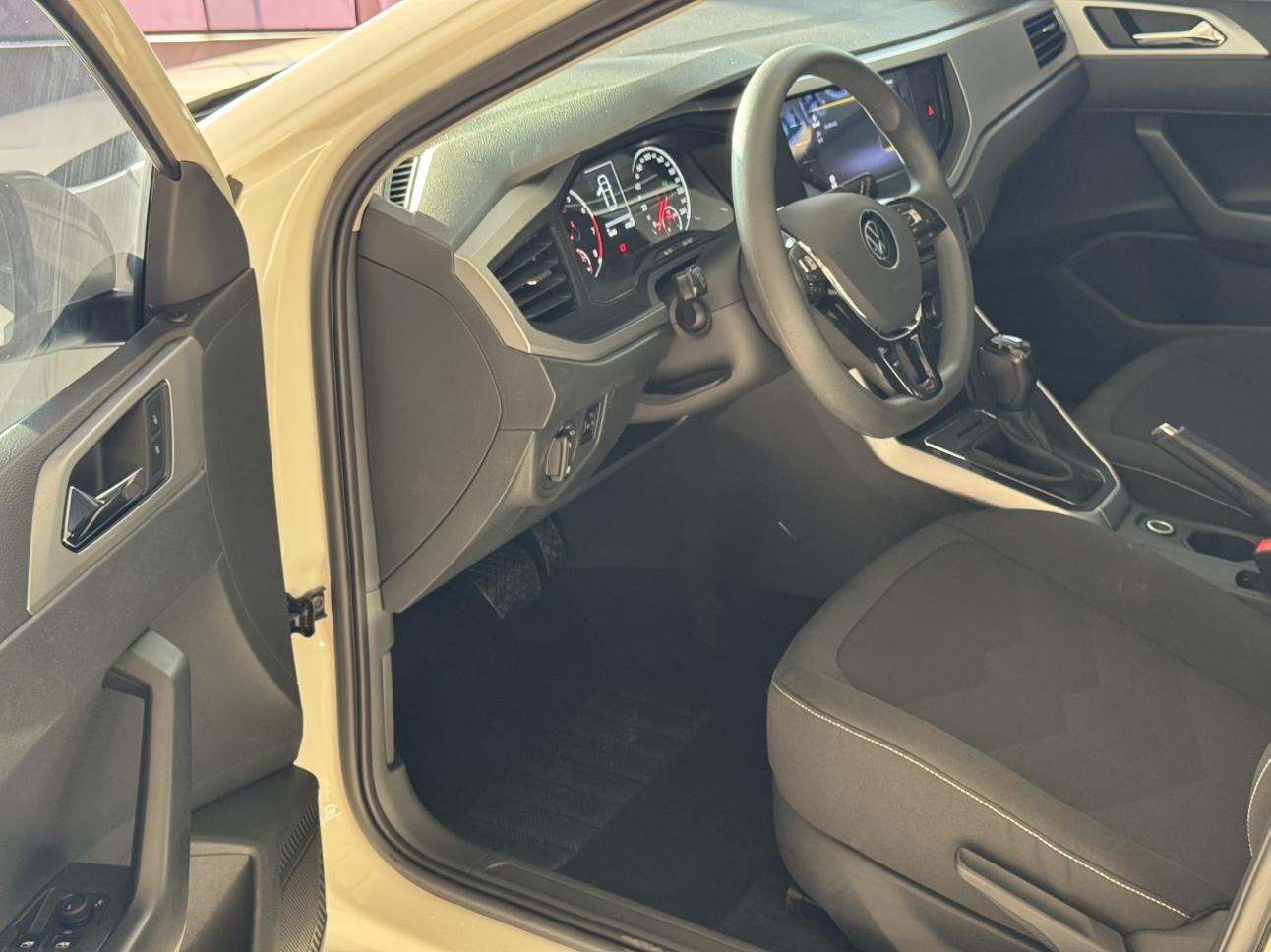 Volkswagen Polo 2021 thumb 12