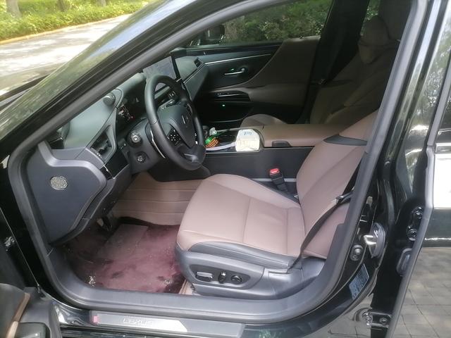 Lexus ES 2022 thumb 8