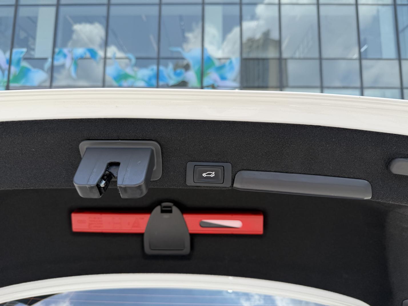 Audi A4 2020 thumb 10