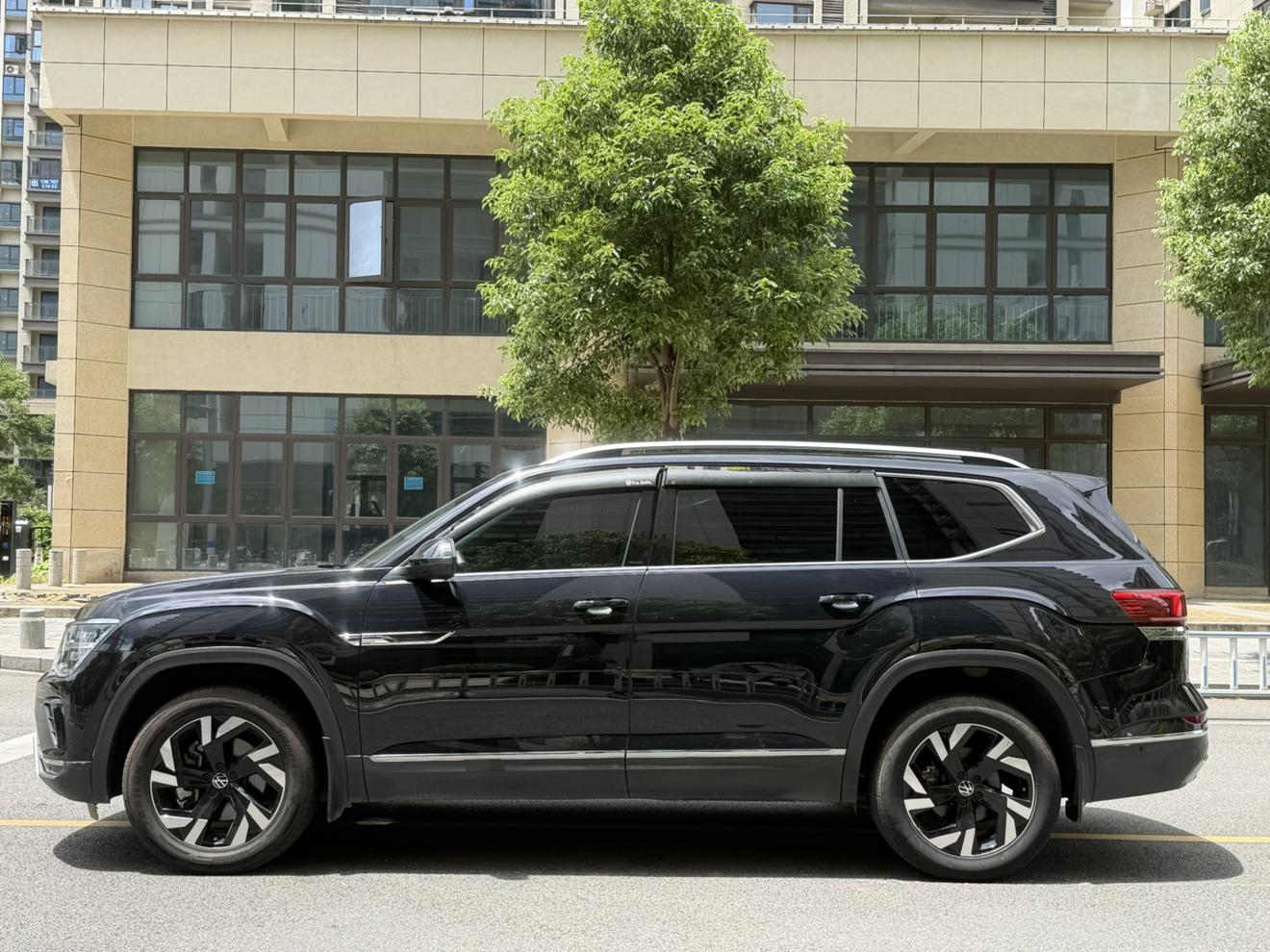 Volkswagen Teramont 2021 thumb 2