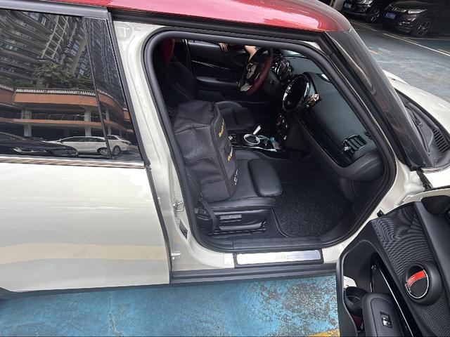 Mini Clubman 2022 thumb 9