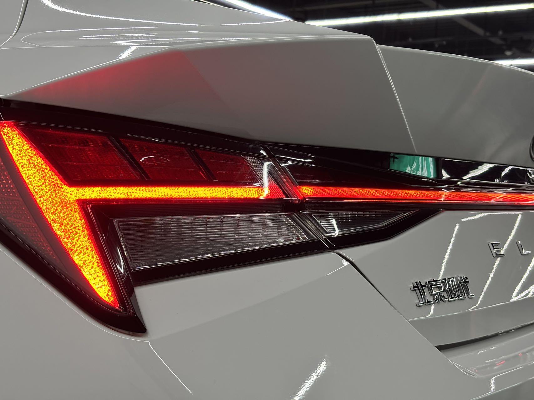 Hyundai Elantra 2022 thumb 6