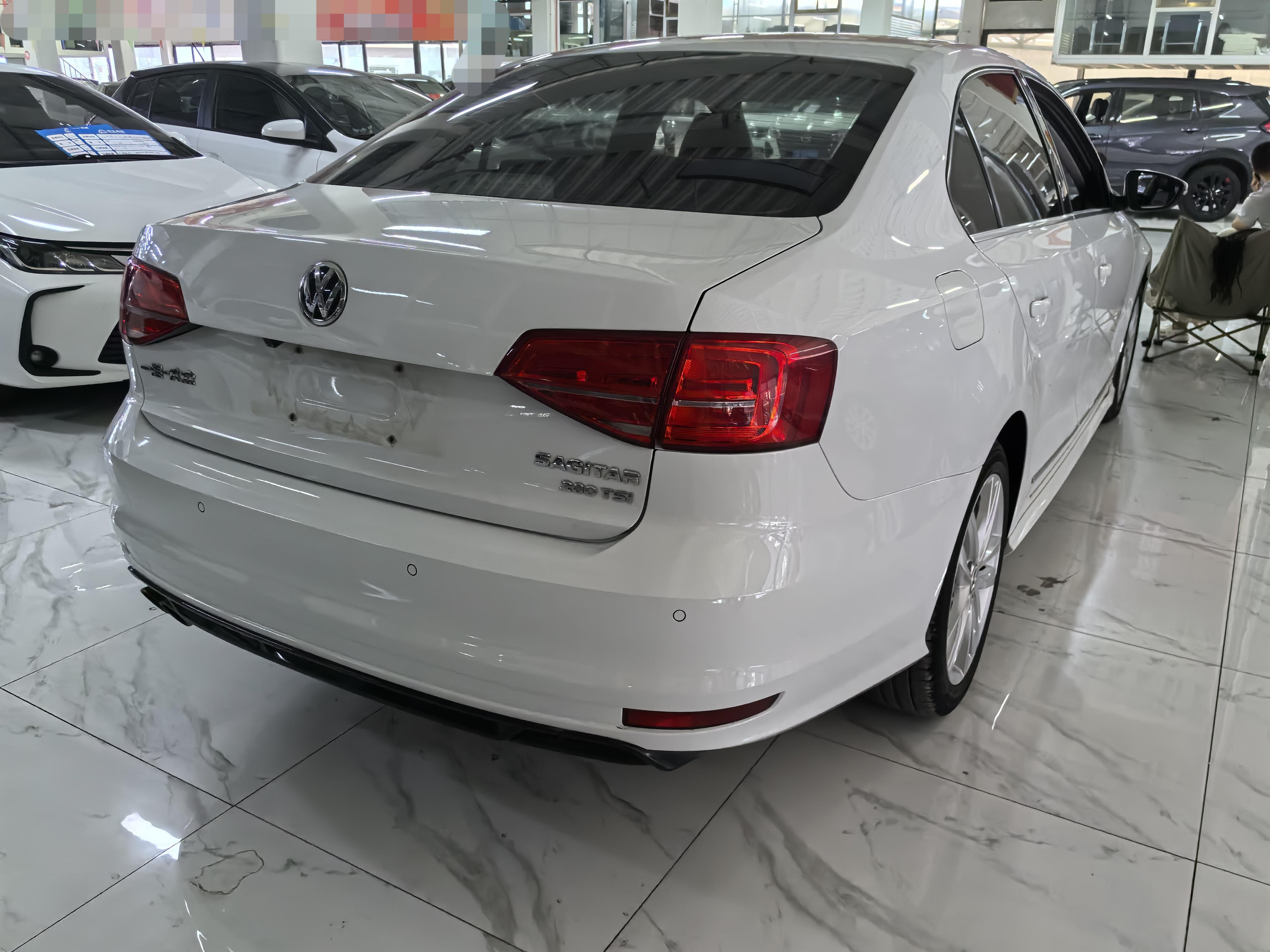 Volkswagen Sagitar 2018 thumb 3