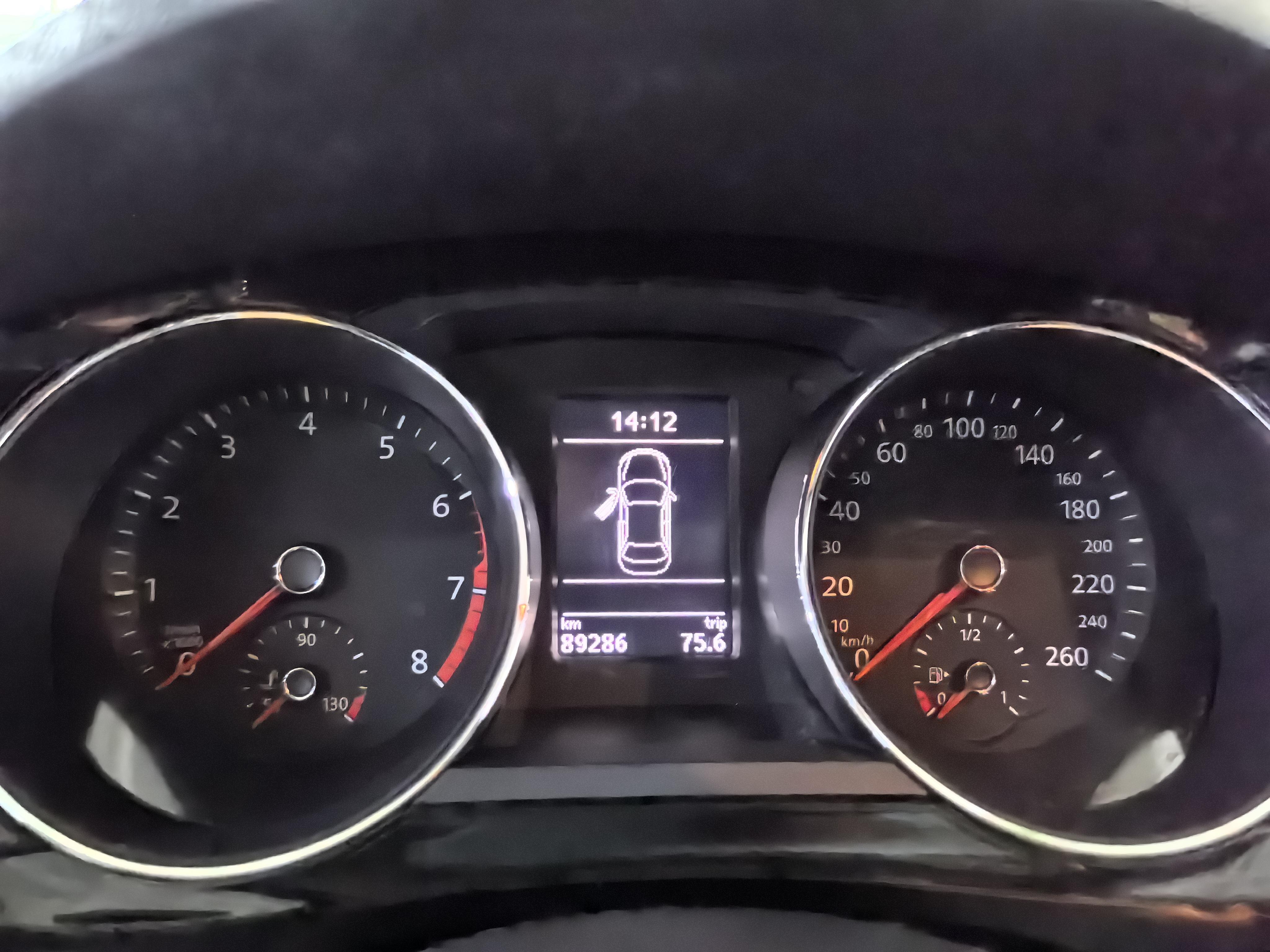 Volkswagen Sagitar 2018 thumb 8