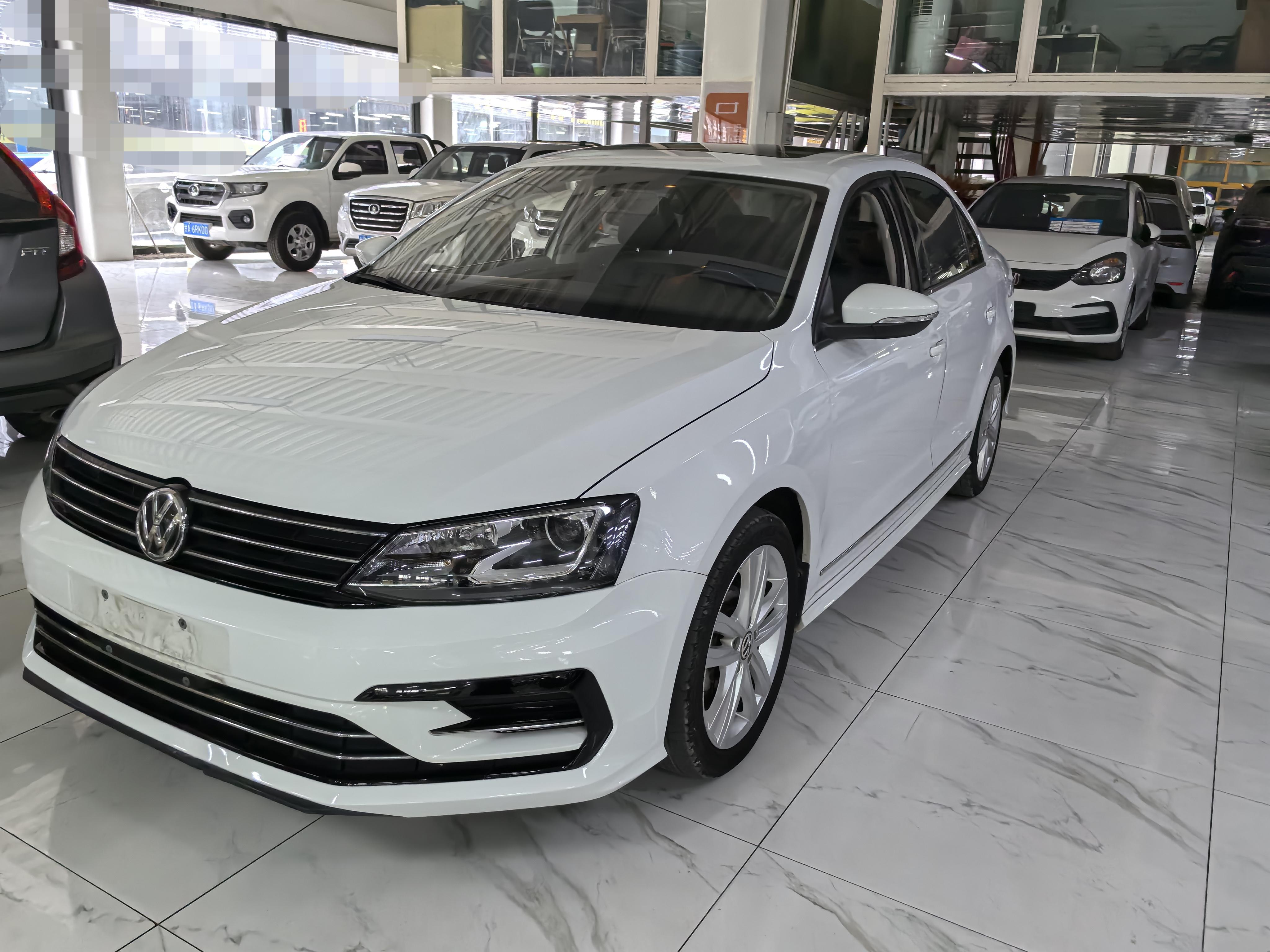 Volkswagen Sagitar 2018 thumb 11