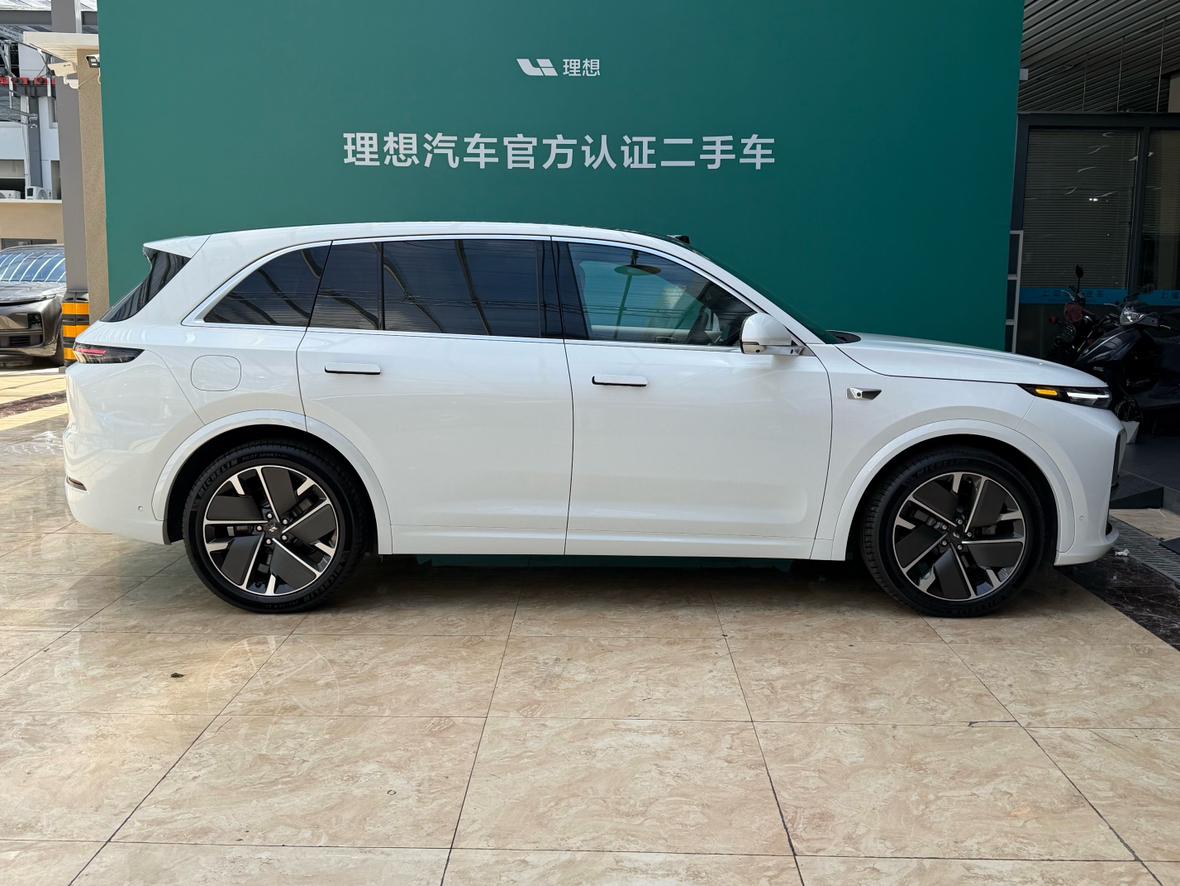 Lixiang (Li Auto) L7 2025 thumb 3