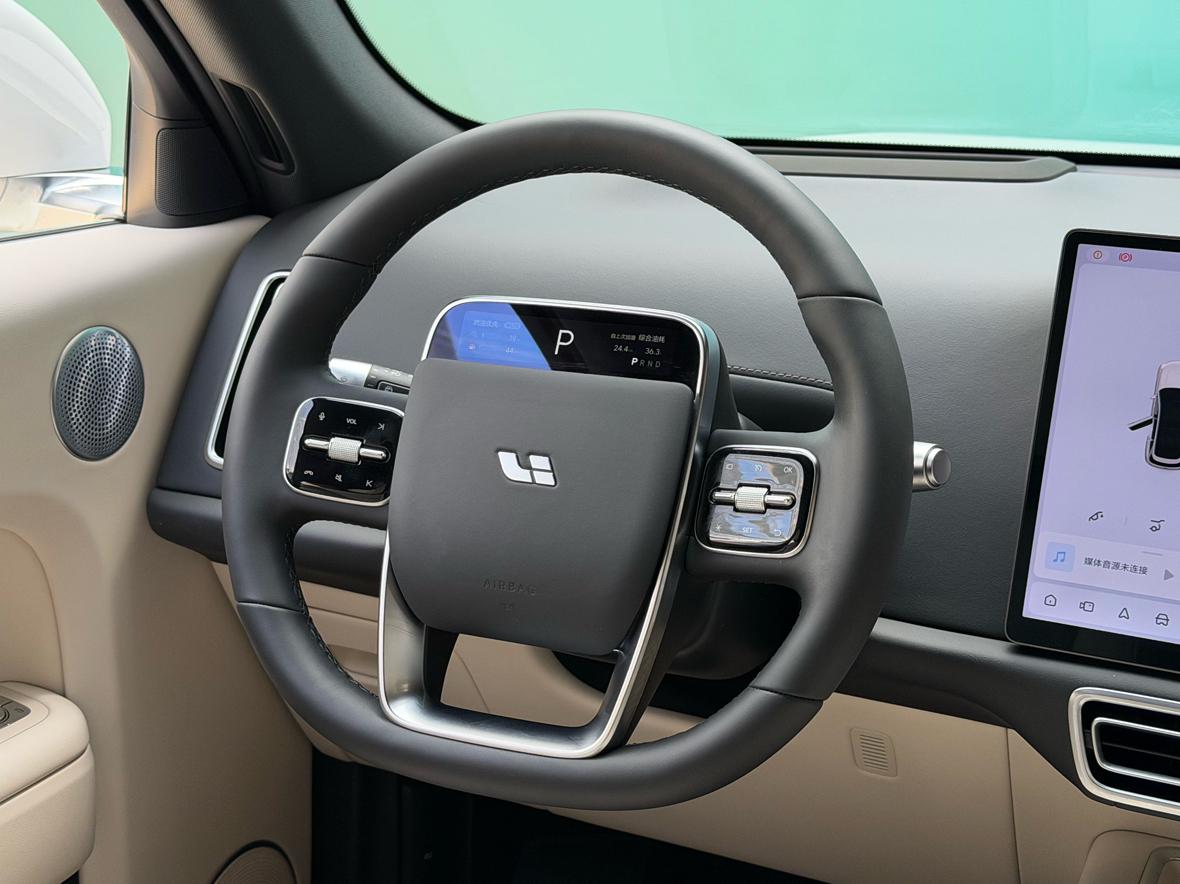 Lixiang (Li Auto) L7 2025 thumb 11