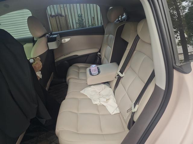 IM Motors (Zhiji) LS6 2025 thumb 10