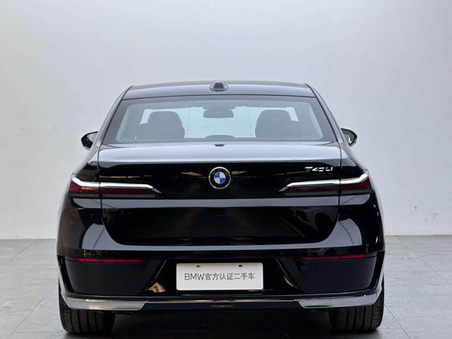 BMW 7 серии 2023 thumb 2