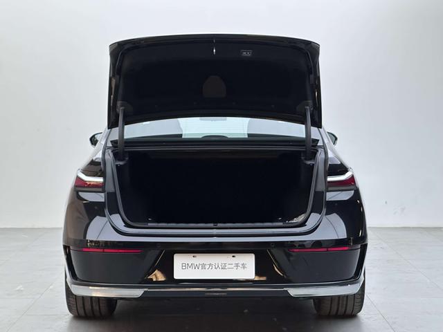 BMW 7 серии 2023 thumb 6