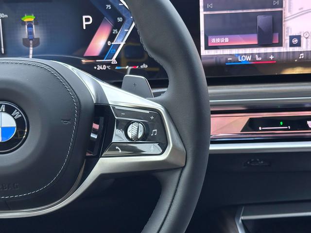 BMW 7 серии 2023 thumb 7