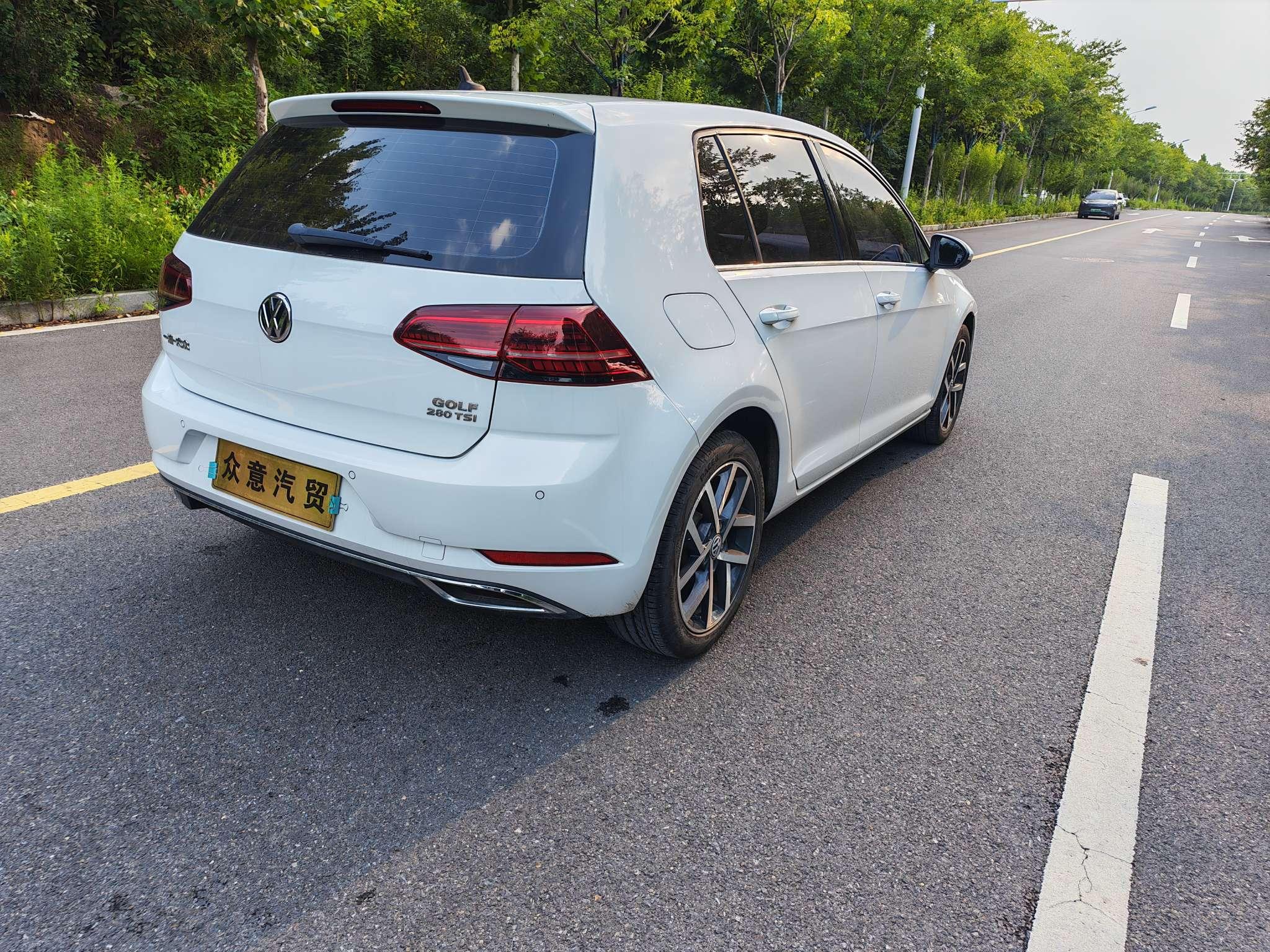 Volkswagen Golf Sportsvan 2019 thumb 4