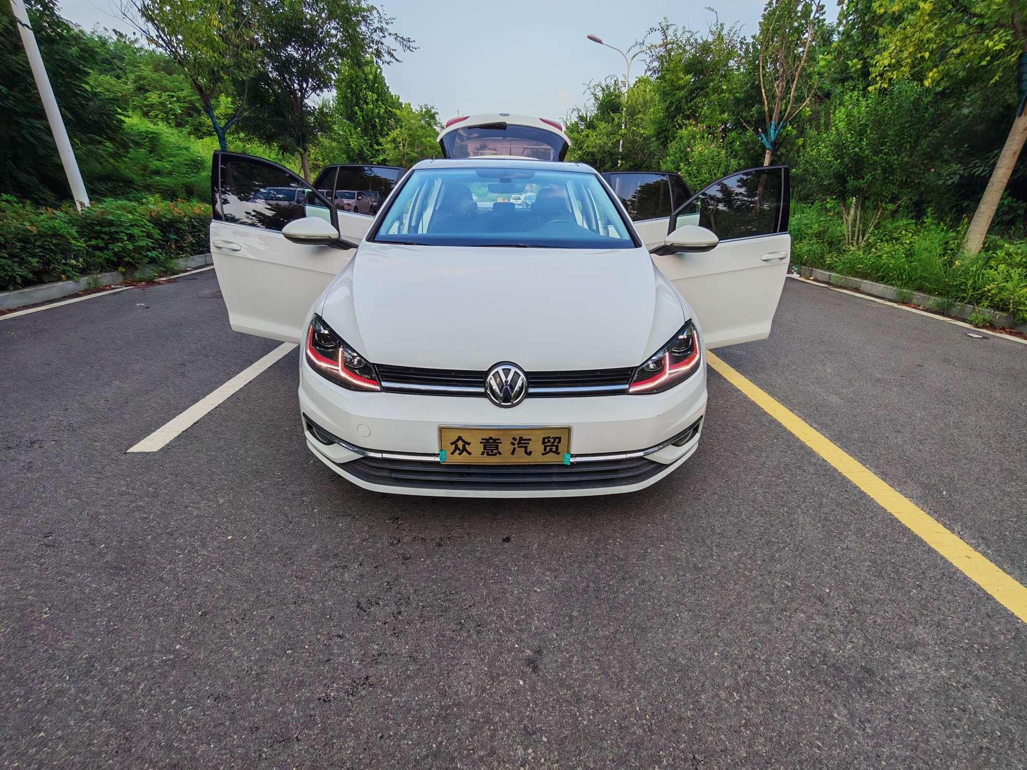 Volkswagen Golf Sportsvan 2019 thumb 5