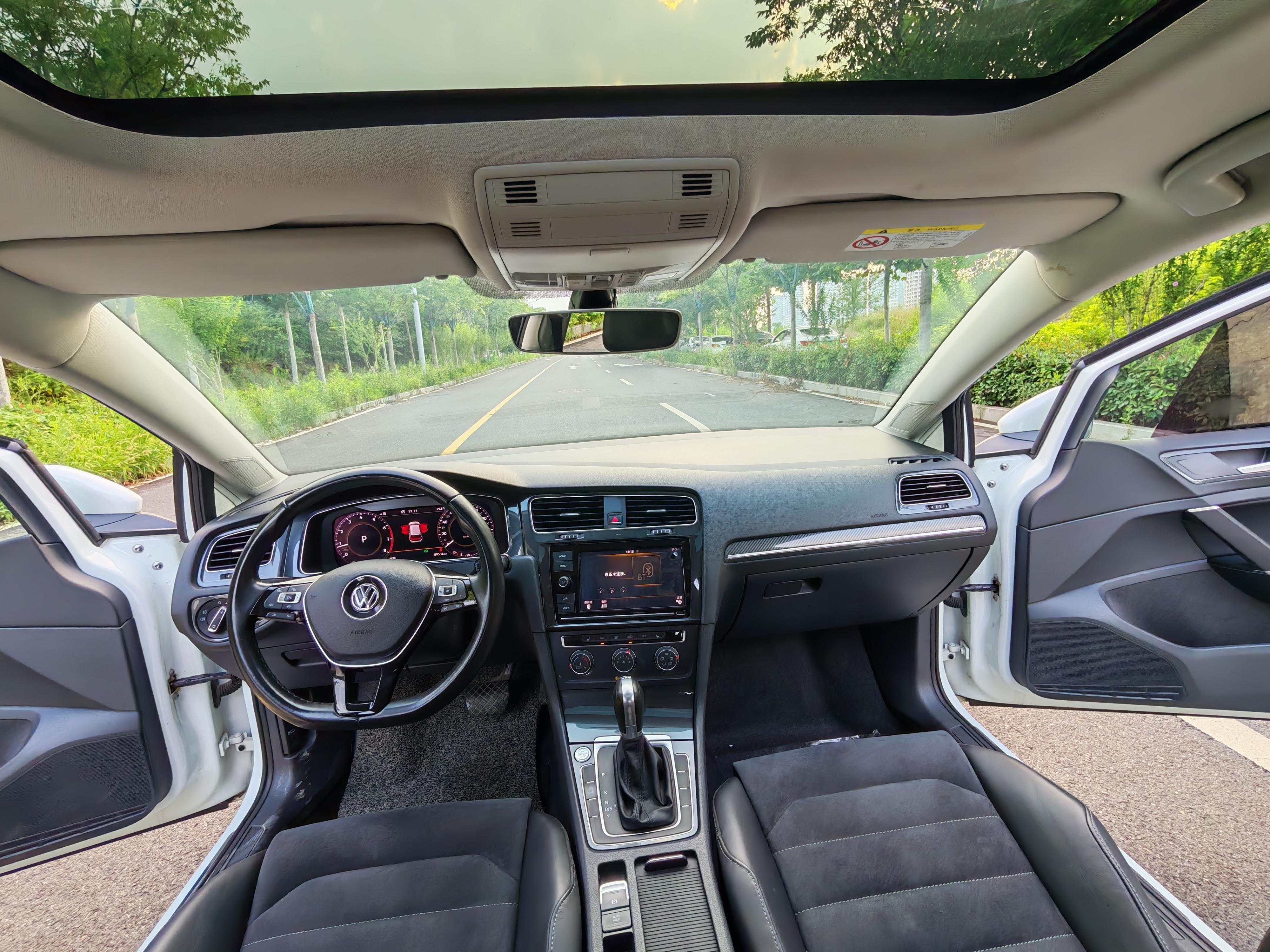 Volkswagen Golf Sportsvan 2019 thumb 6