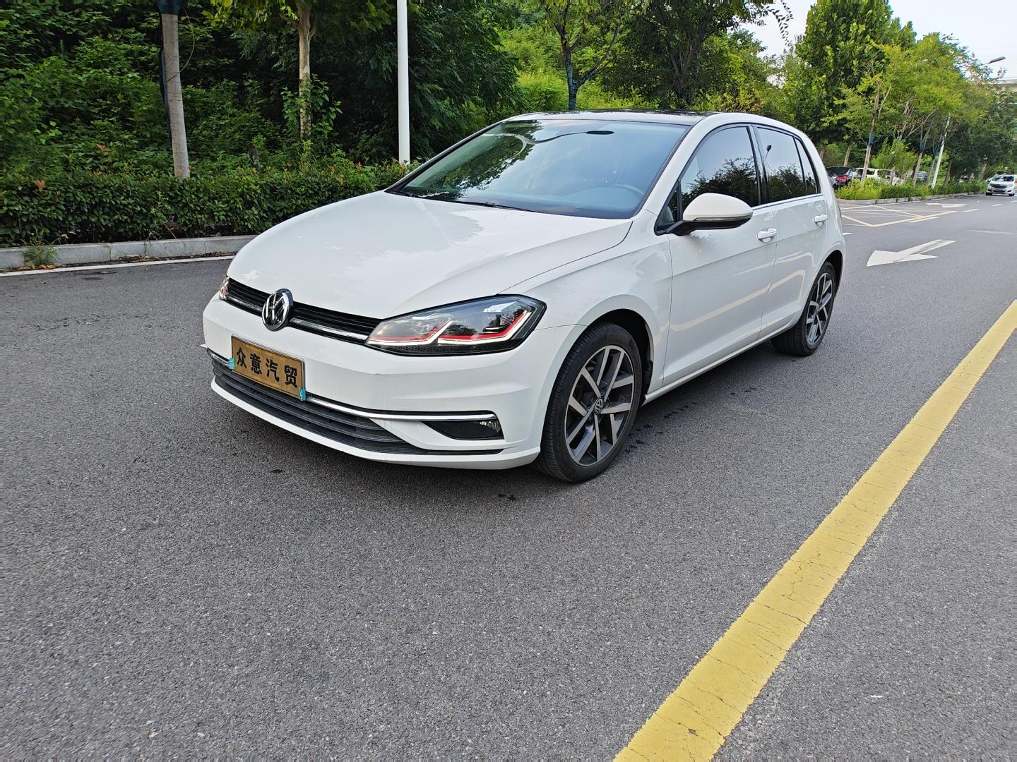 Volkswagen Golf Sportsvan 2019 thumb 9