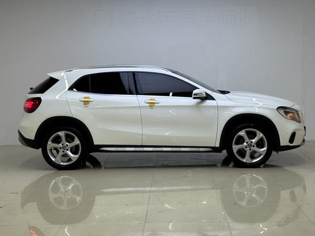 Mercedes-Benz GLA 2018 thumb 6