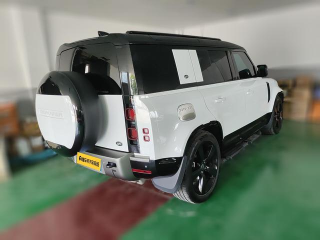 Land Rover Defender 2024 thumb 12