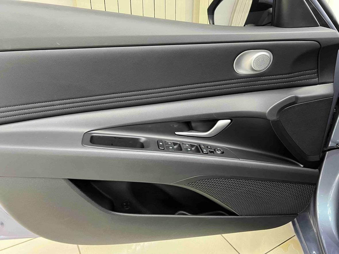 Hyundai Elantra 2022 thumb 8