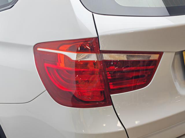 BMW X3 2014 thumb 11