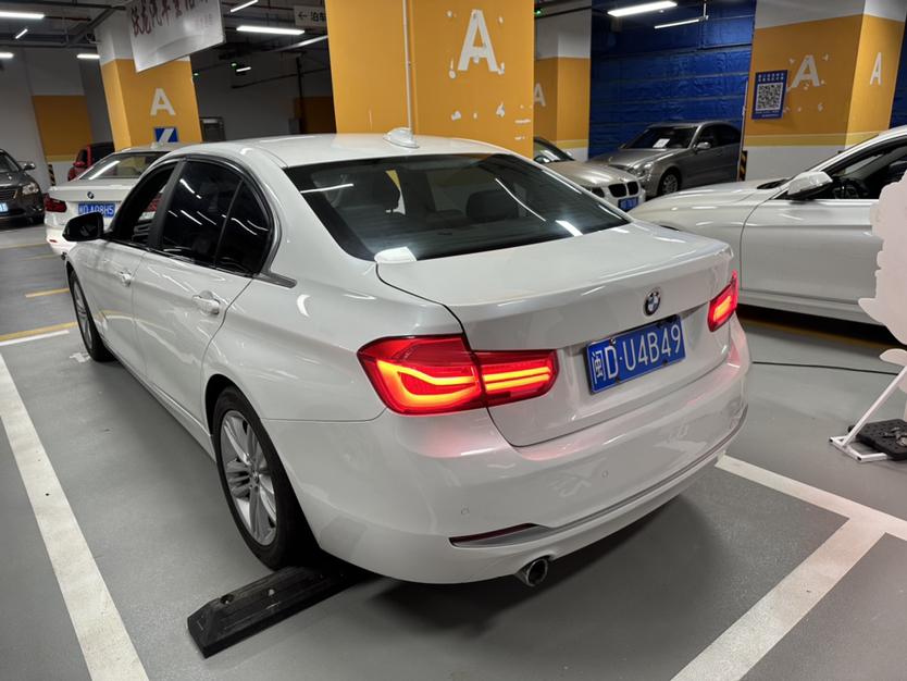 BMW 3 серии 2018 thumb 2