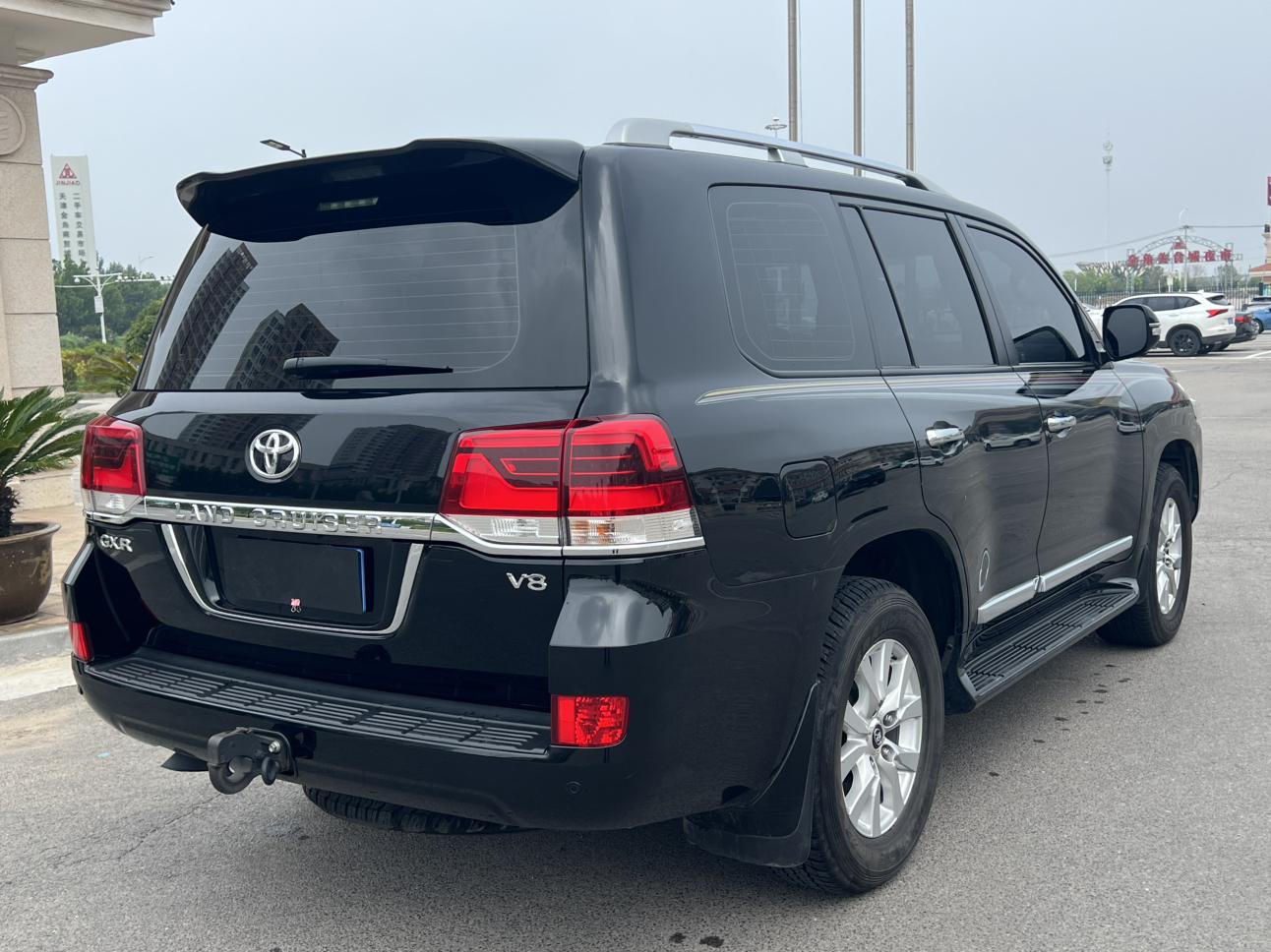 Toyota Land Cruiser 2018 thumb 4