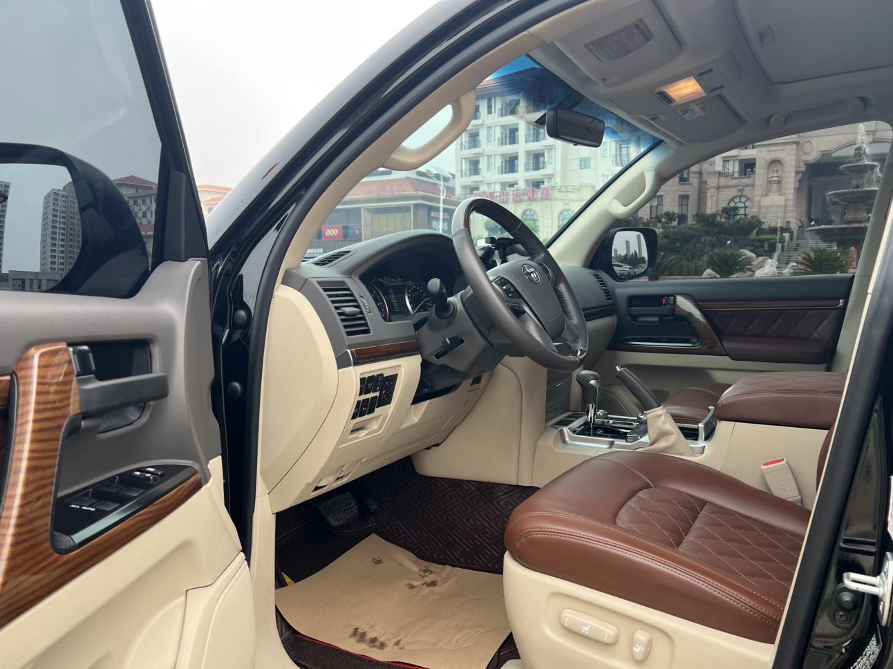 Toyota Land Cruiser 2018 thumb 7