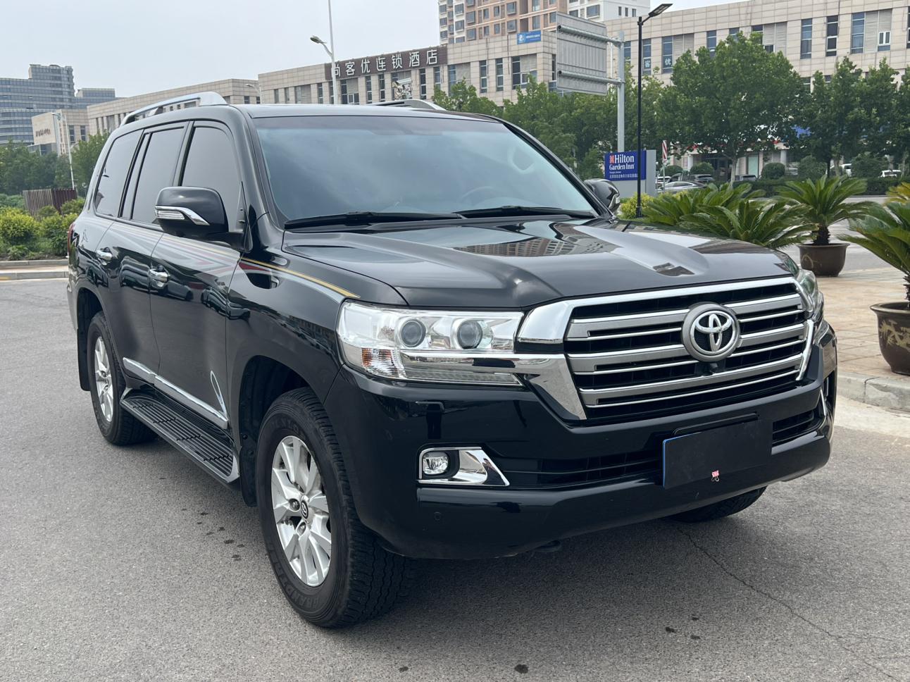 Toyota Land Cruiser 2018 thumb 11