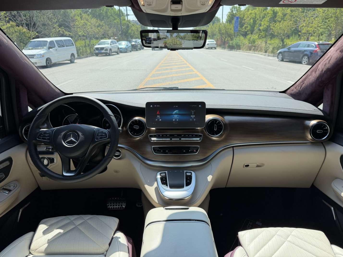 Mercedes-Benz V-Класс 2022 thumb 6