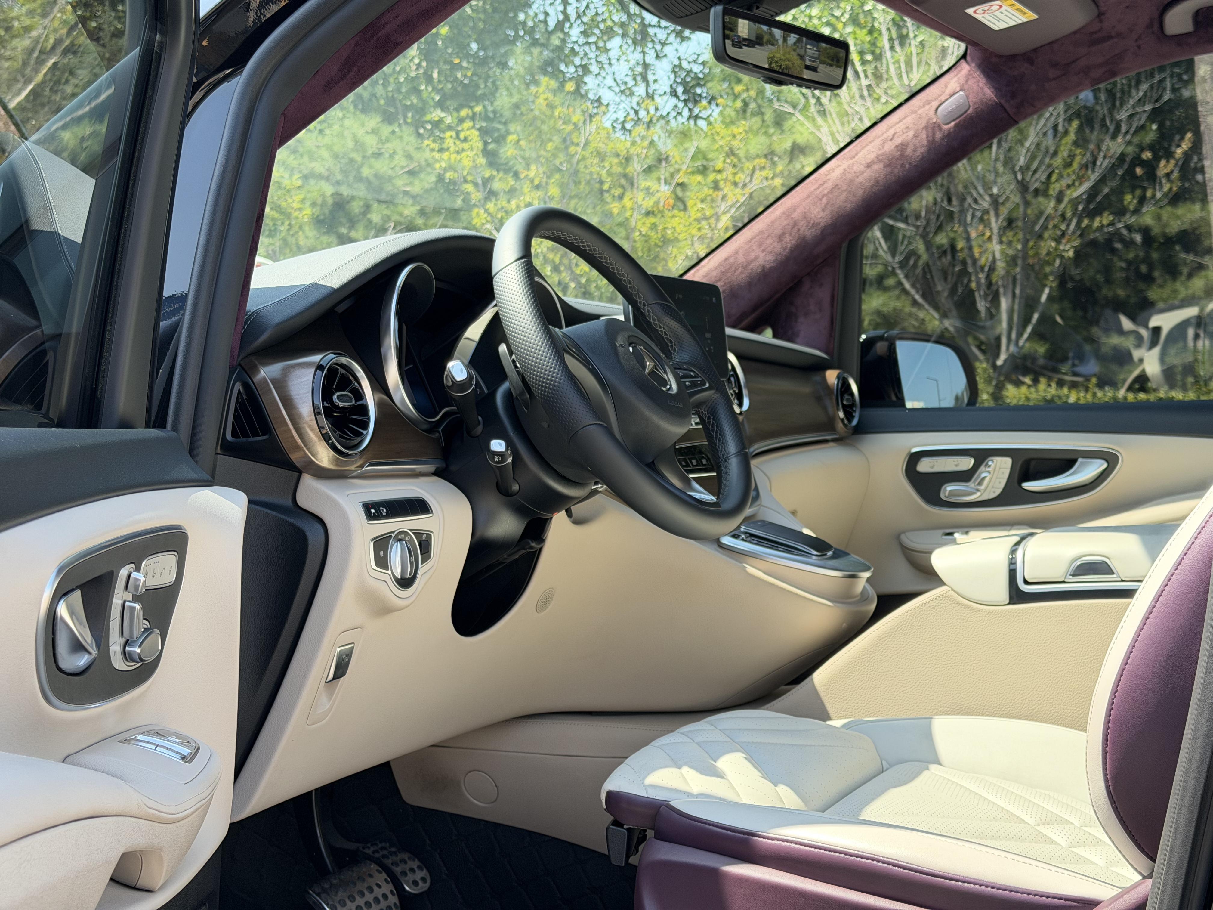 Mercedes-Benz V-Класс 2022 thumb 11