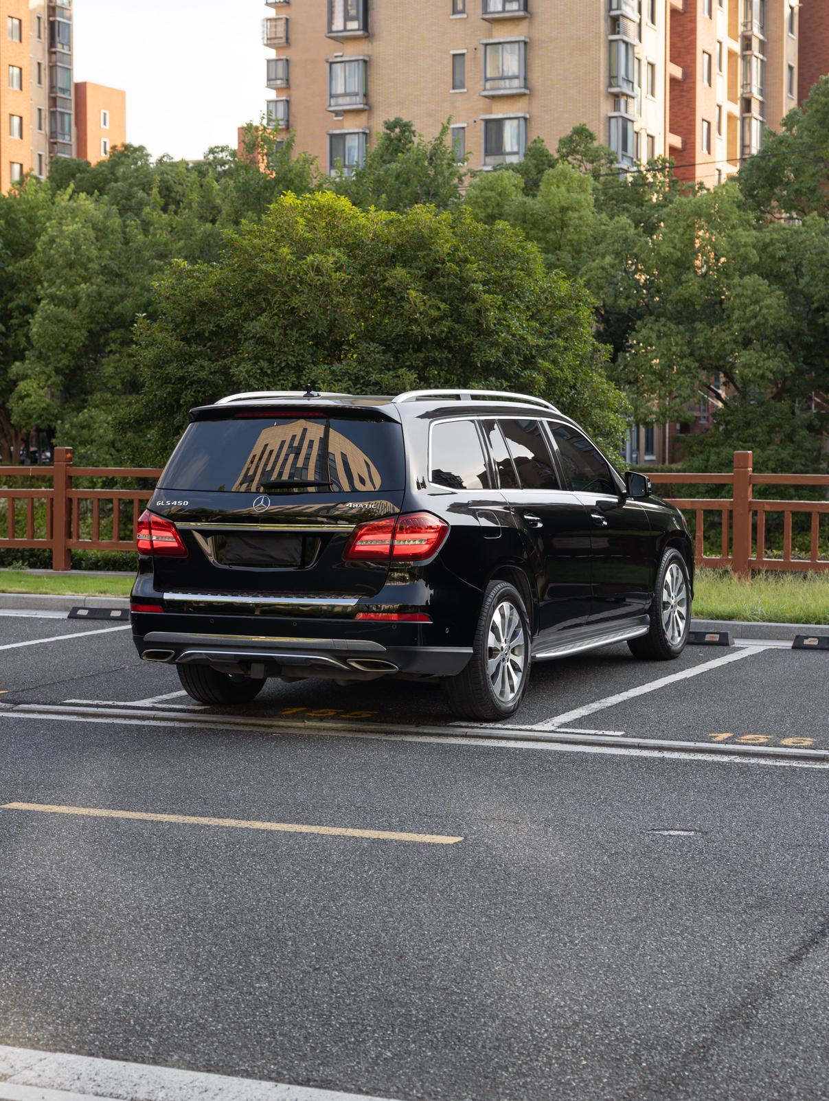 Mercedes-Benz GLS 2018 thumb 5