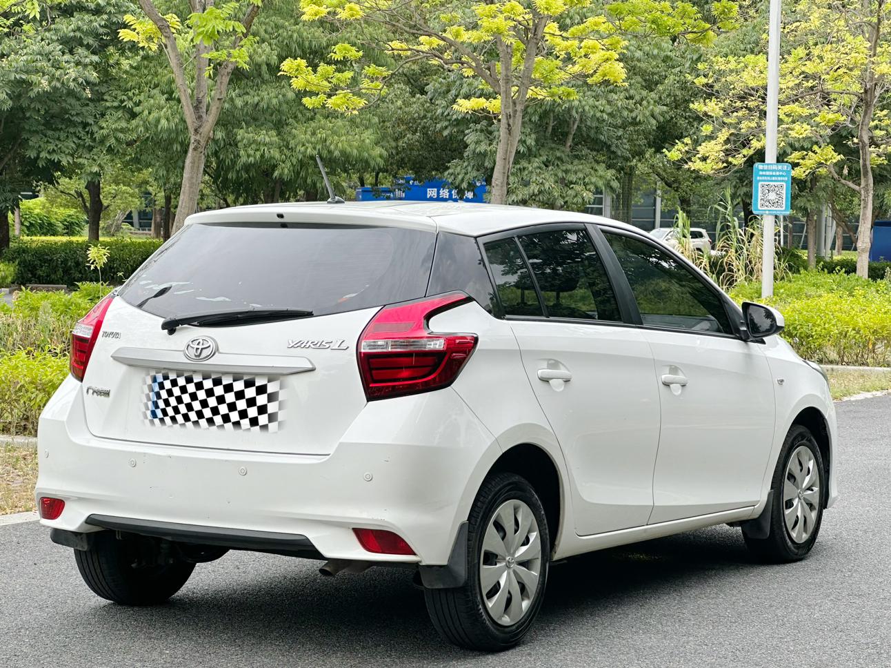 Toyota Yaris 2019 thumb 4