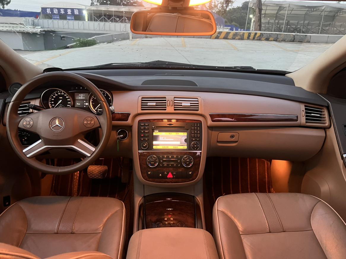 Mercedes-Benz R-Класс 2011 thumb 7